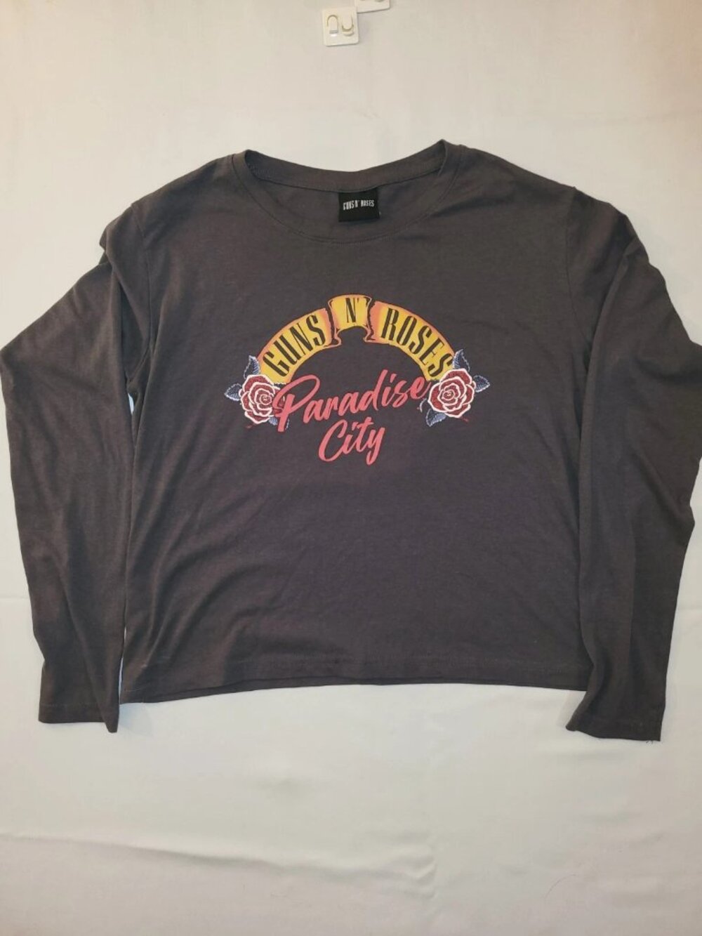 Guns N' Roses Paradise City Cropped Long Sleeve Graphic Tee Women's Medium